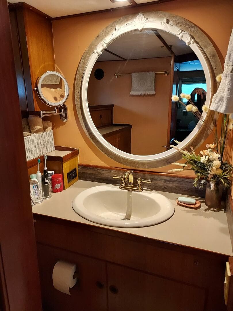 1982 DeFever 52 Offshore Cruiser