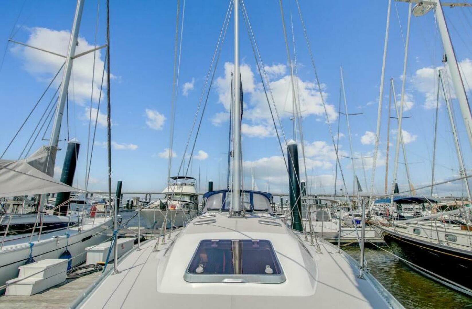 2011 Catalina 445
