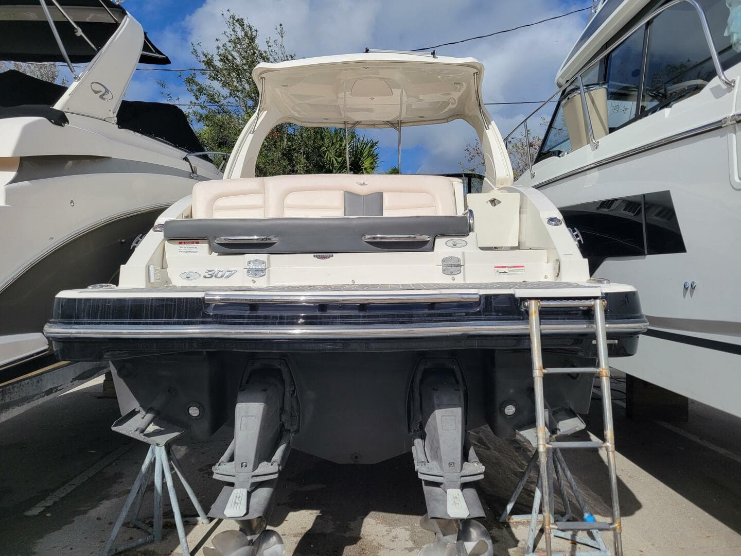 2017 Chaparral 307 SSX