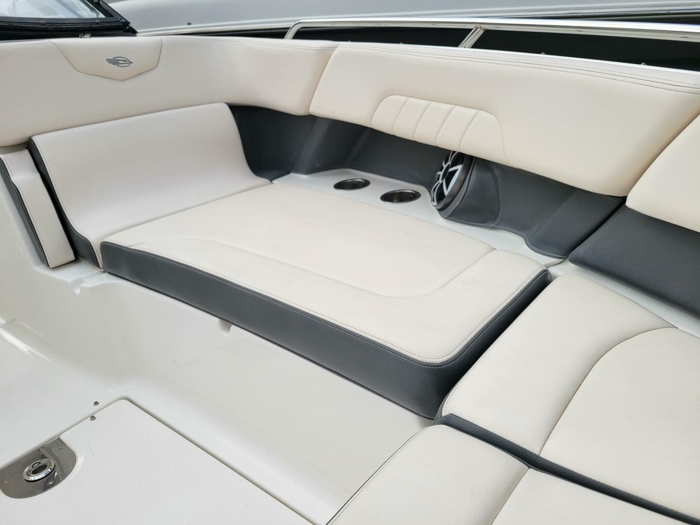 2017 Chaparral 307 SSX