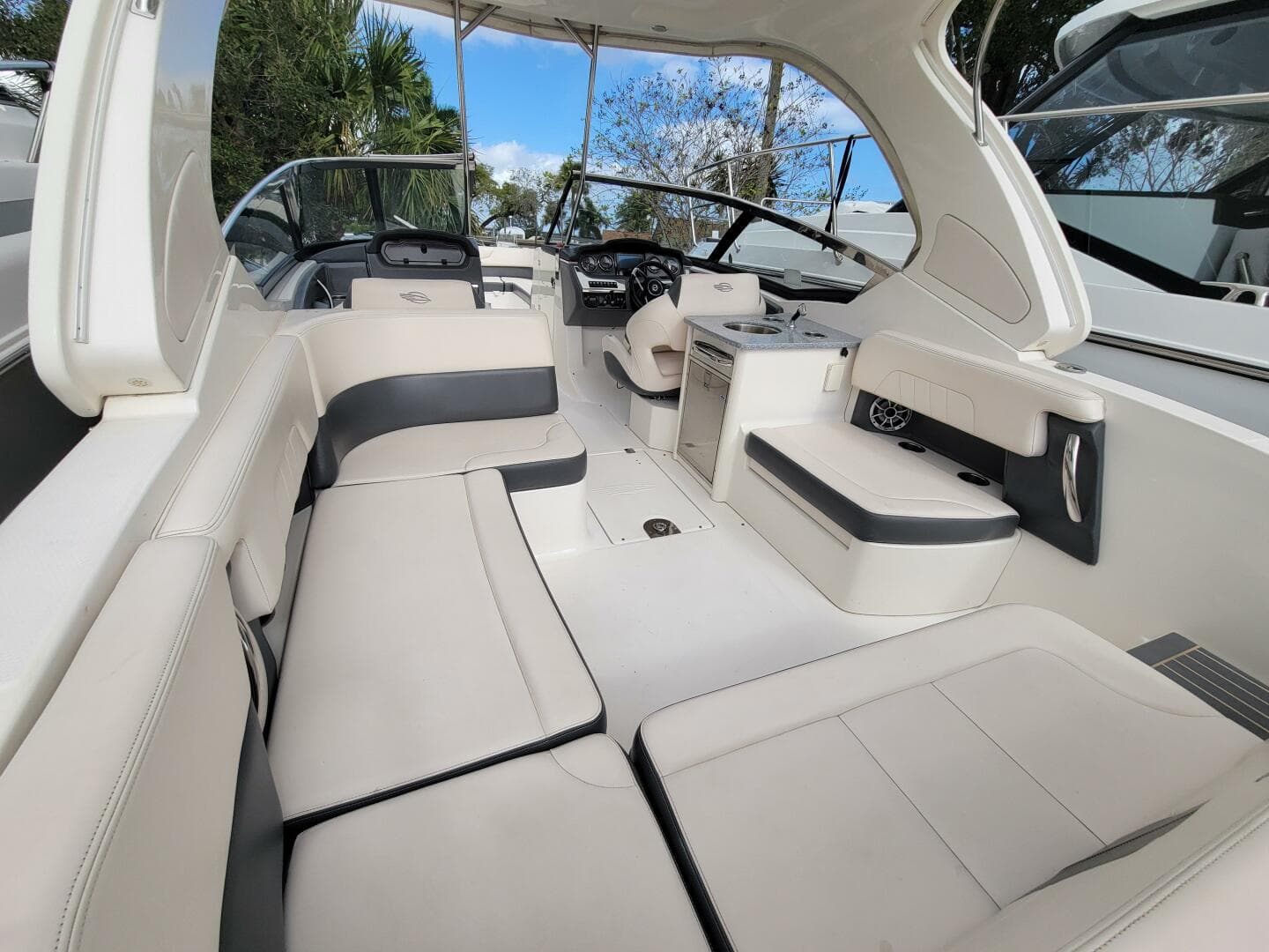 2017 Chaparral 307 SSX