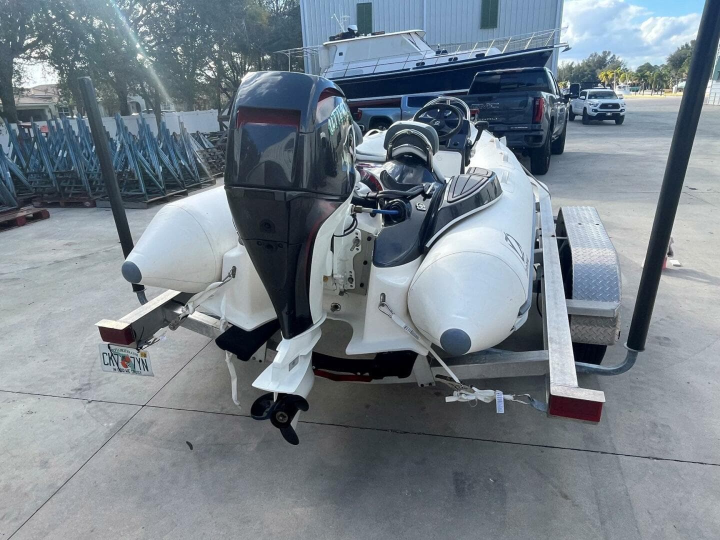 2024 Zodiac Yachtline 360