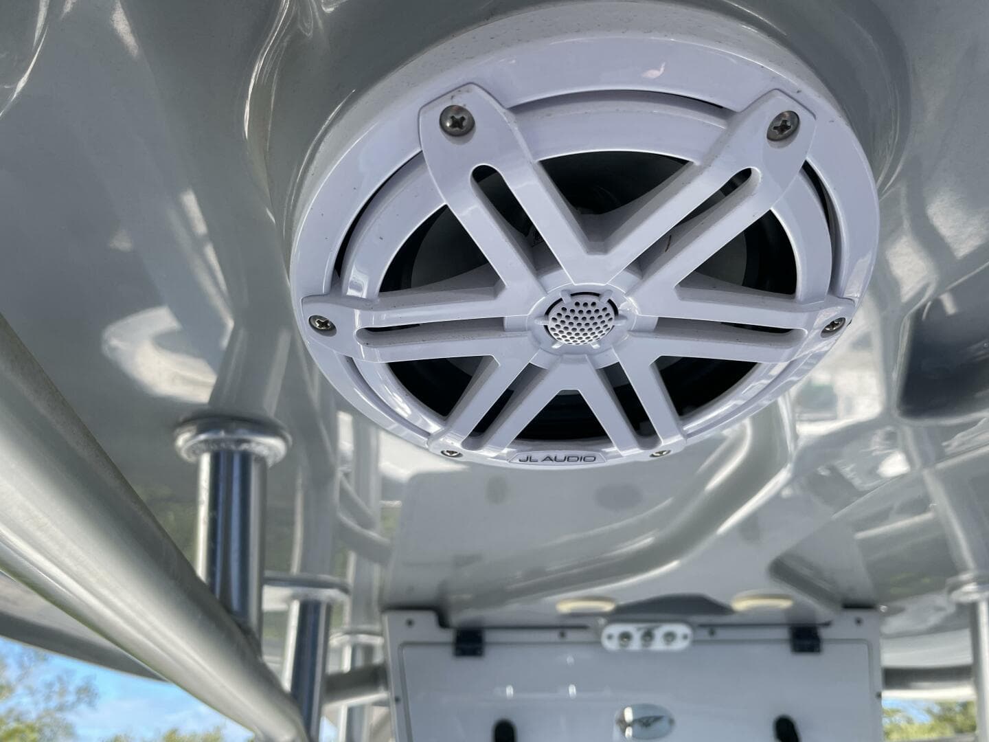 2017 Tidewater 220LXF