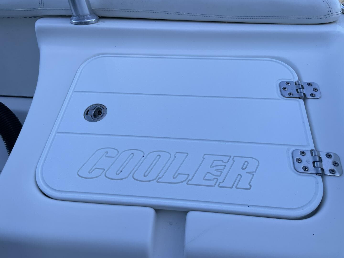 2017 Tidewater 220LXF