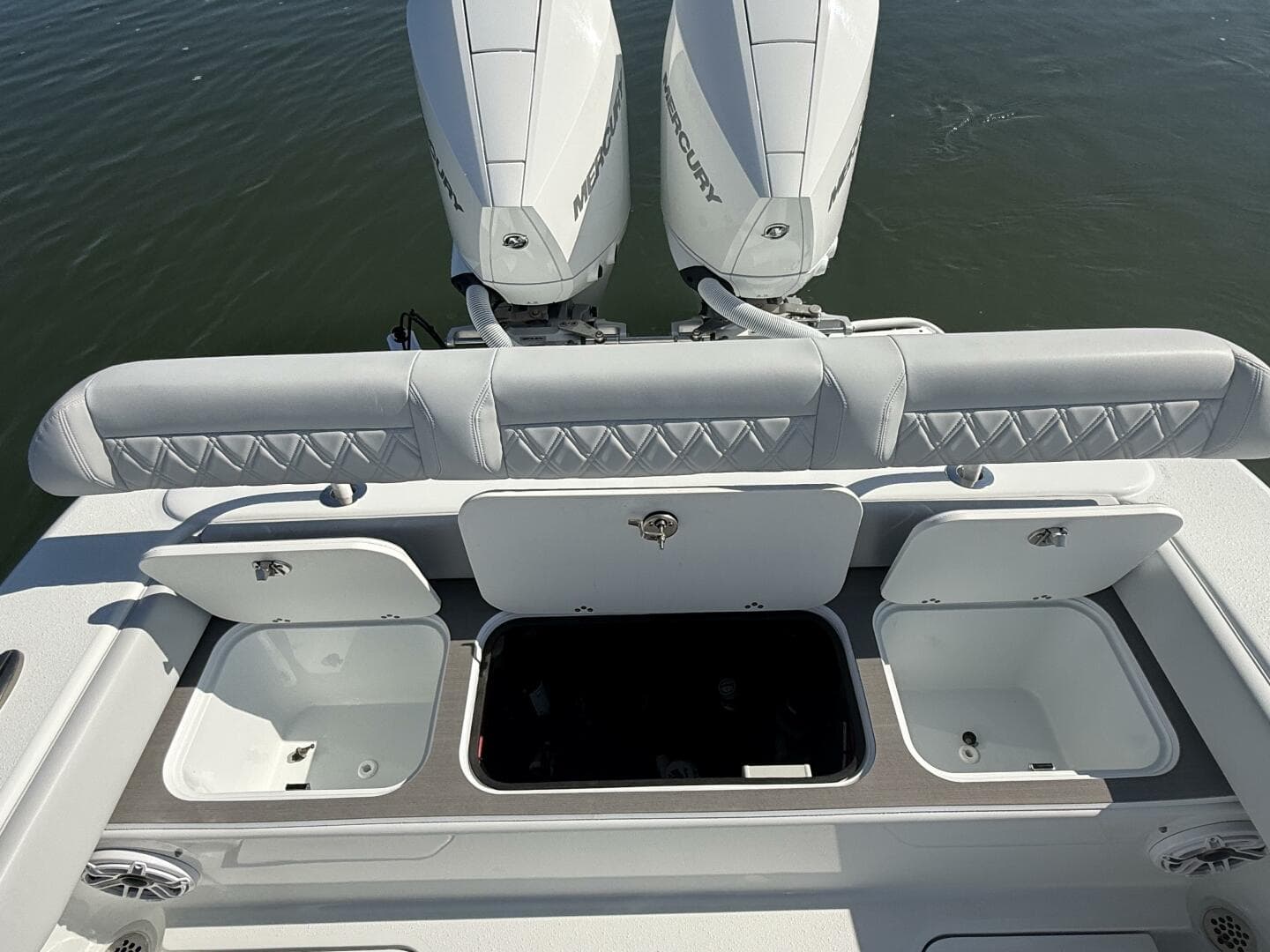 2025 Yellowfin 26 Hybrid