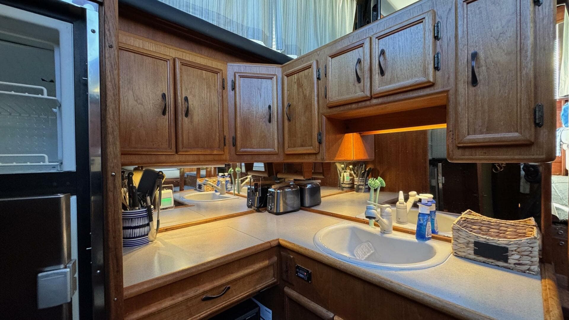 1993 Jersey Dawn III