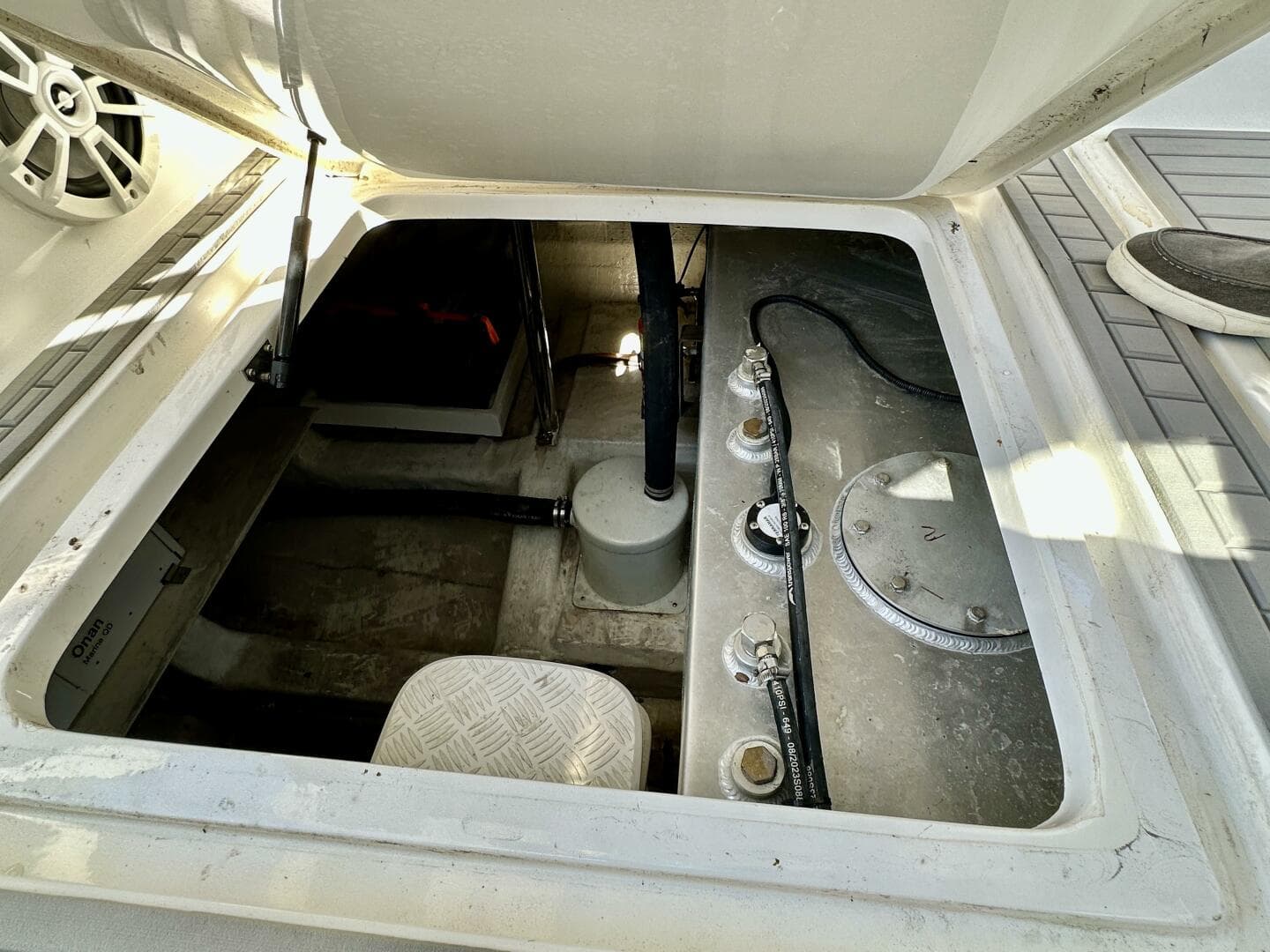 NX 360 Sports Coupe - Cockpit