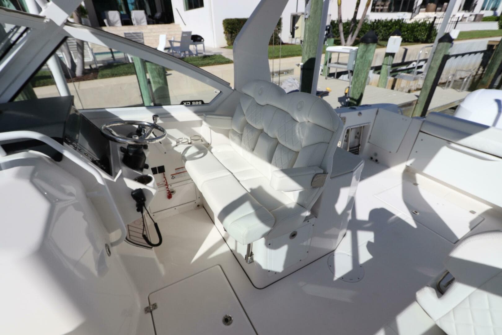 2021 Edgewater 262CX Crossover