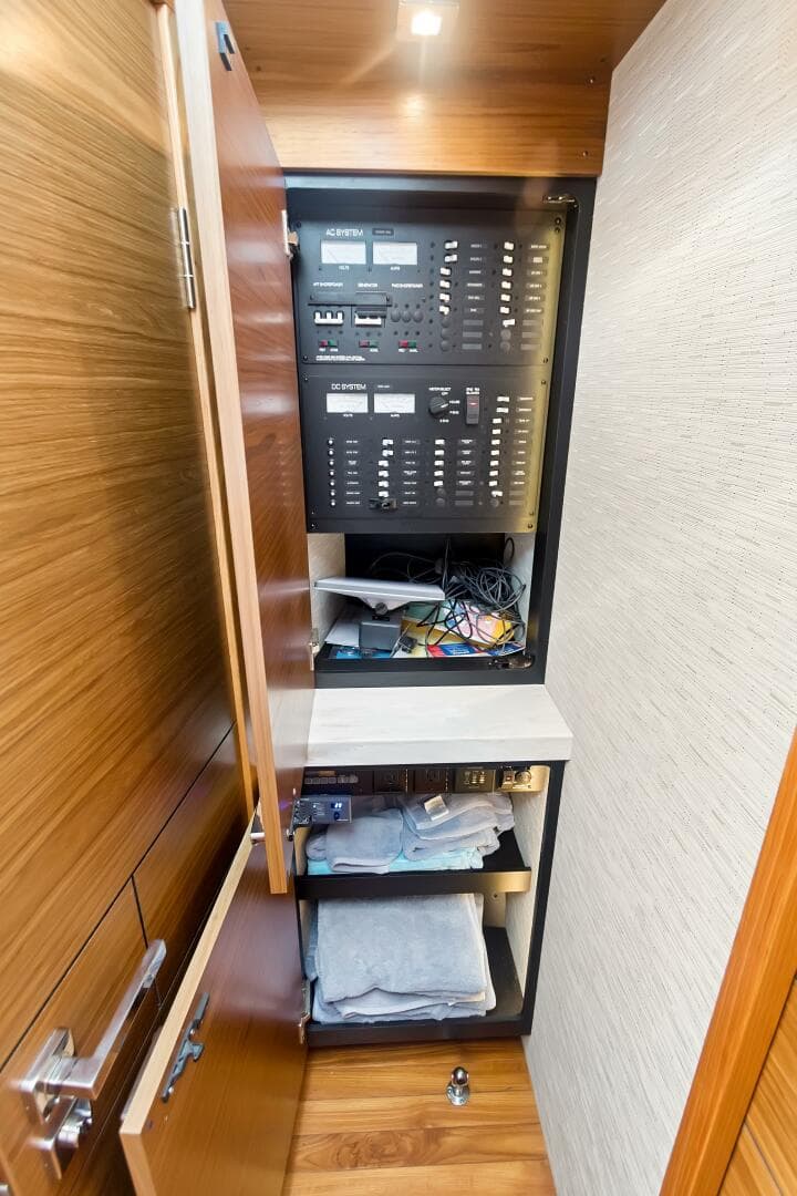 2017 Tiara 39 Coupe - POUR IT ON