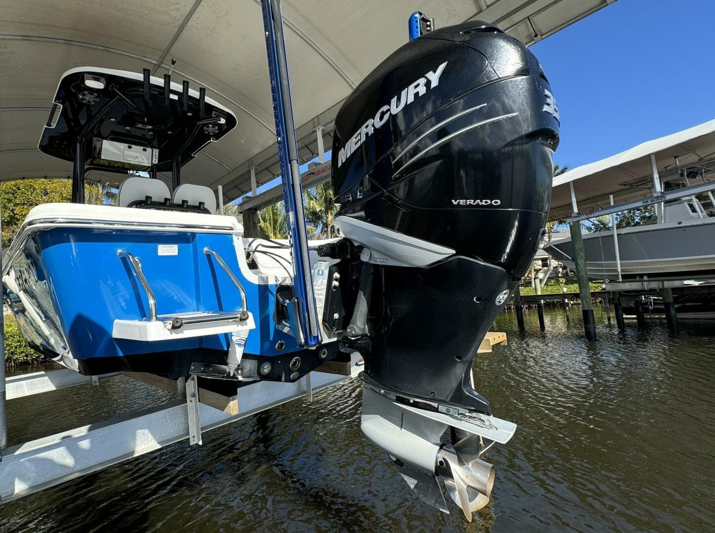 24 SeaPro 2019 Transom Port