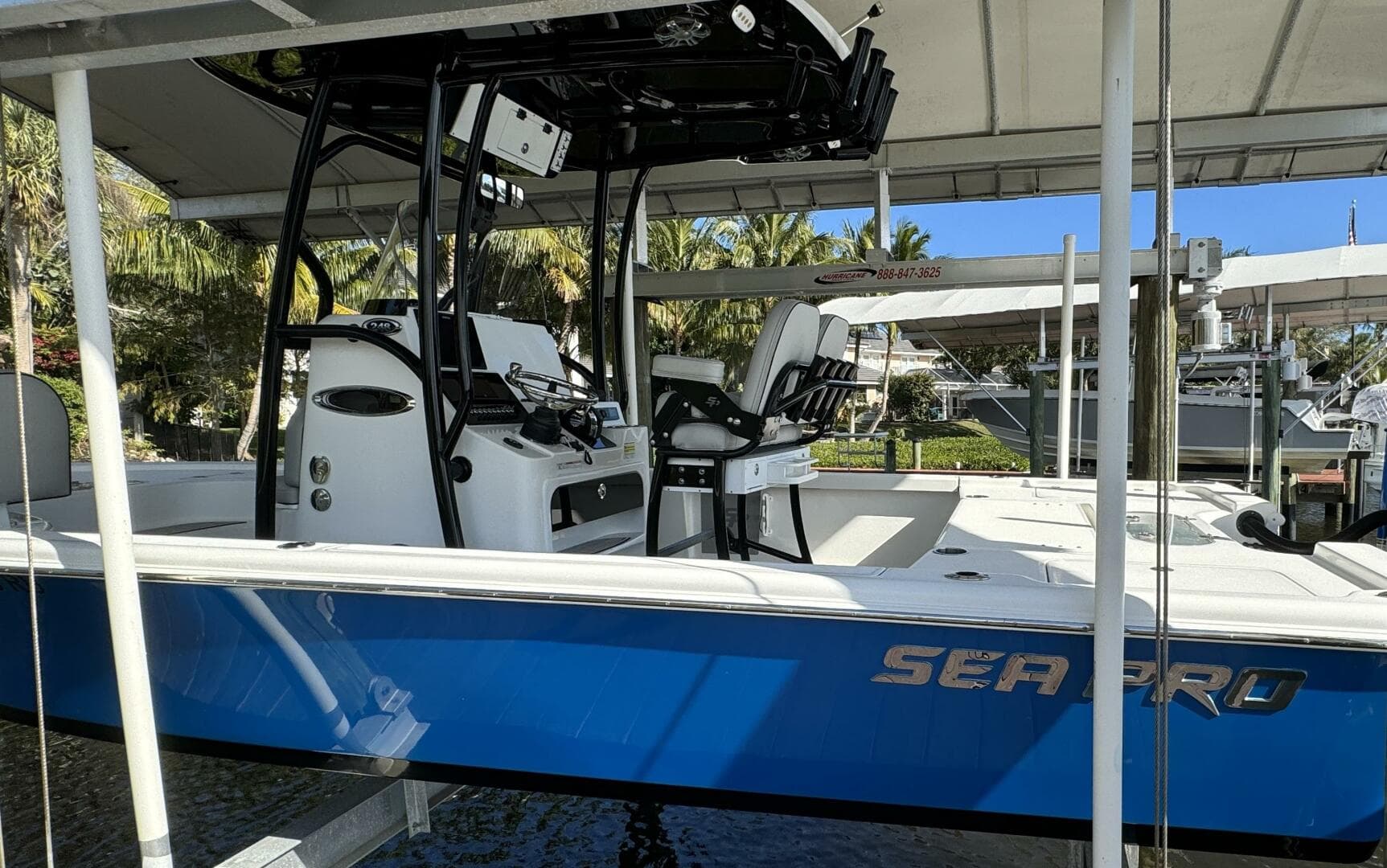 24 SeaPro 2019 Port On Lift