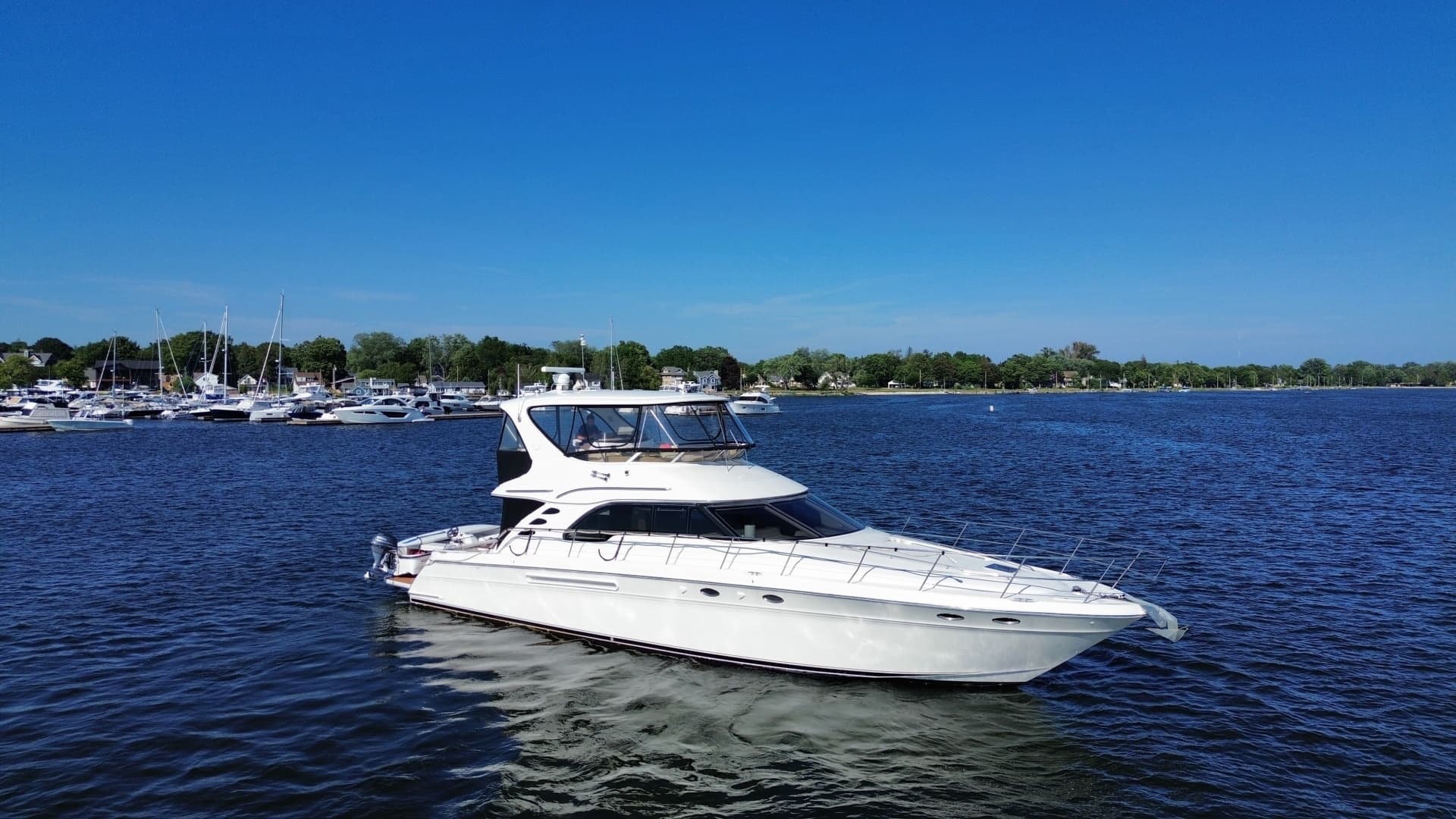 1999 Sea Ray 560 Sedan Bridge