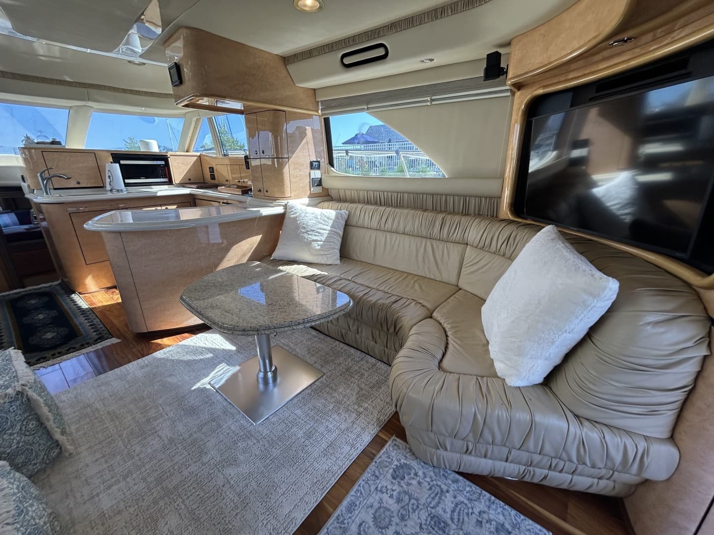 1999 Sea Ray 560 Sedan Bridge