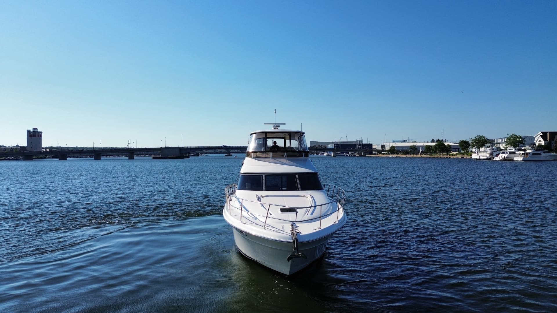 1999 Sea Ray 560 Sedan Bridge
