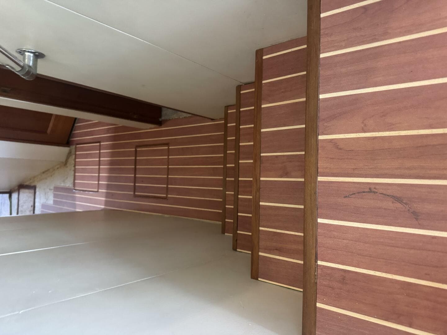 1995 Viking 58 Convertible