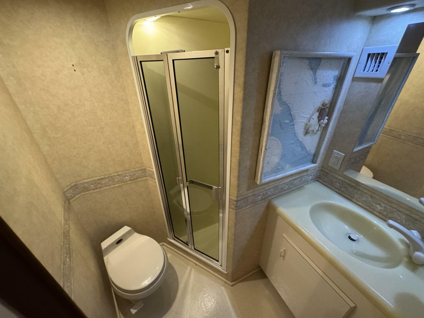 1995 Viking 58 Convertible