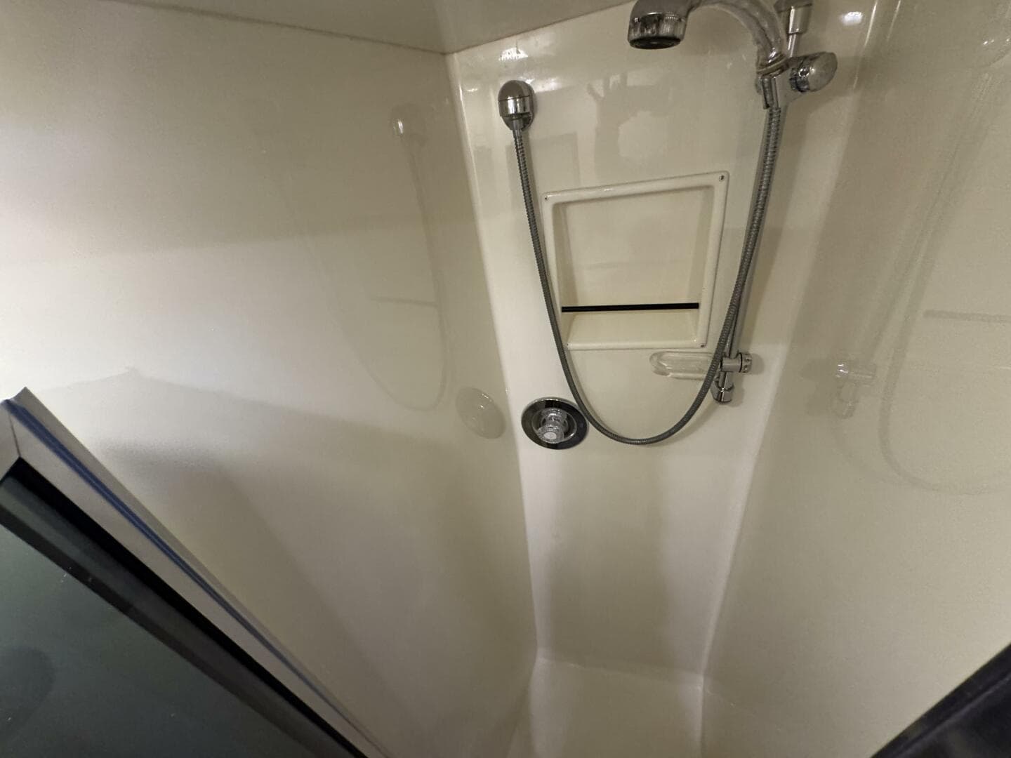 1995 Viking 58 Convertible