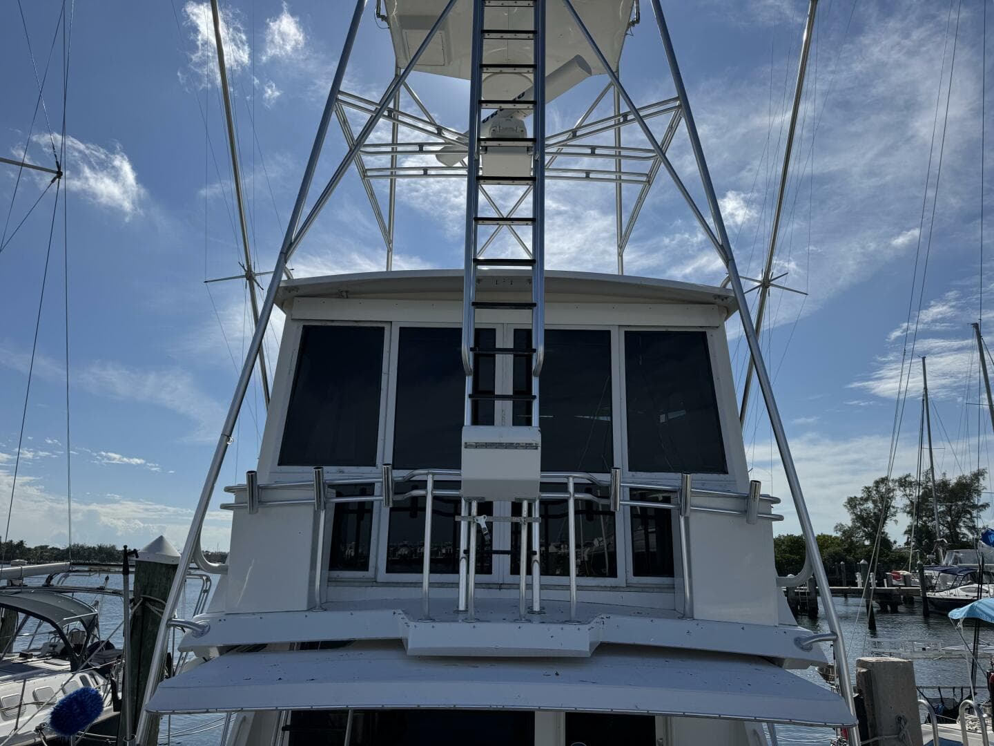 1995 Viking 58 Convertible