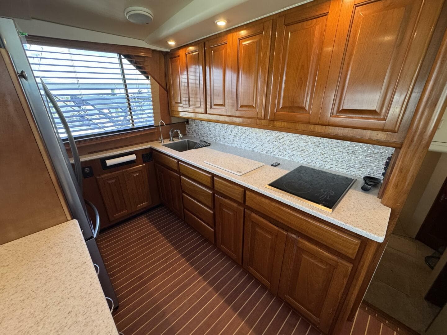 1995 Viking 58 Convertible