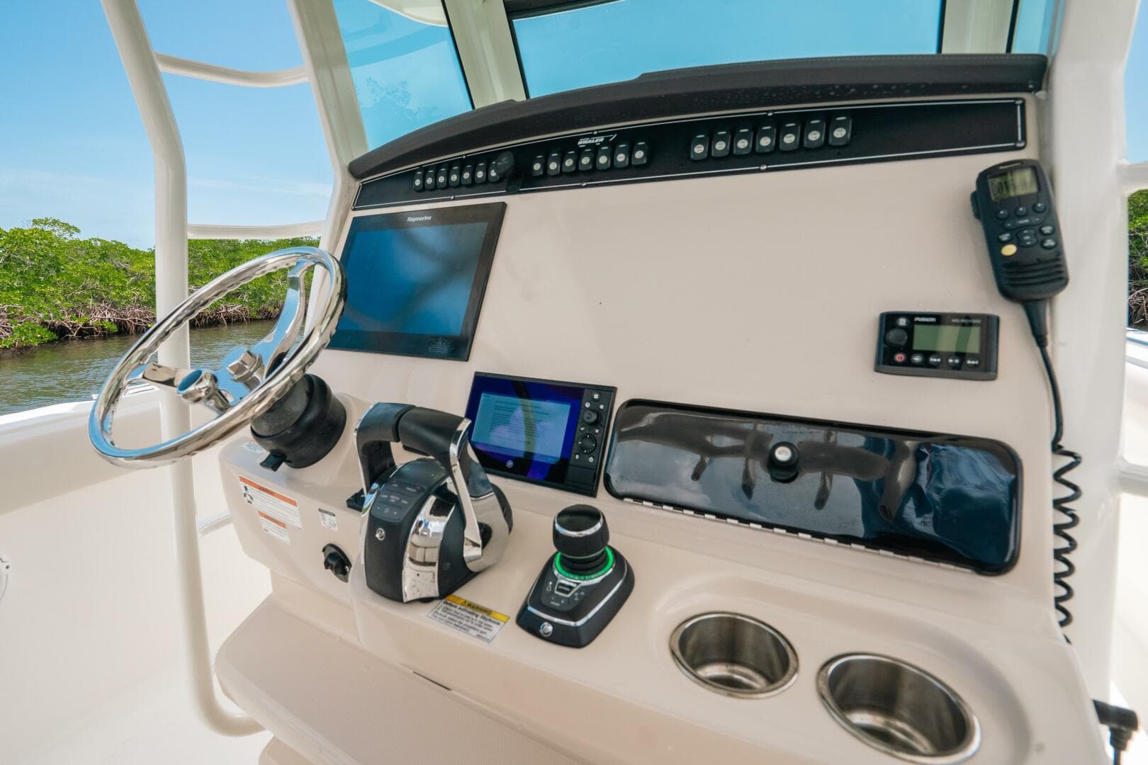 2019 Center Console 330 Outrage