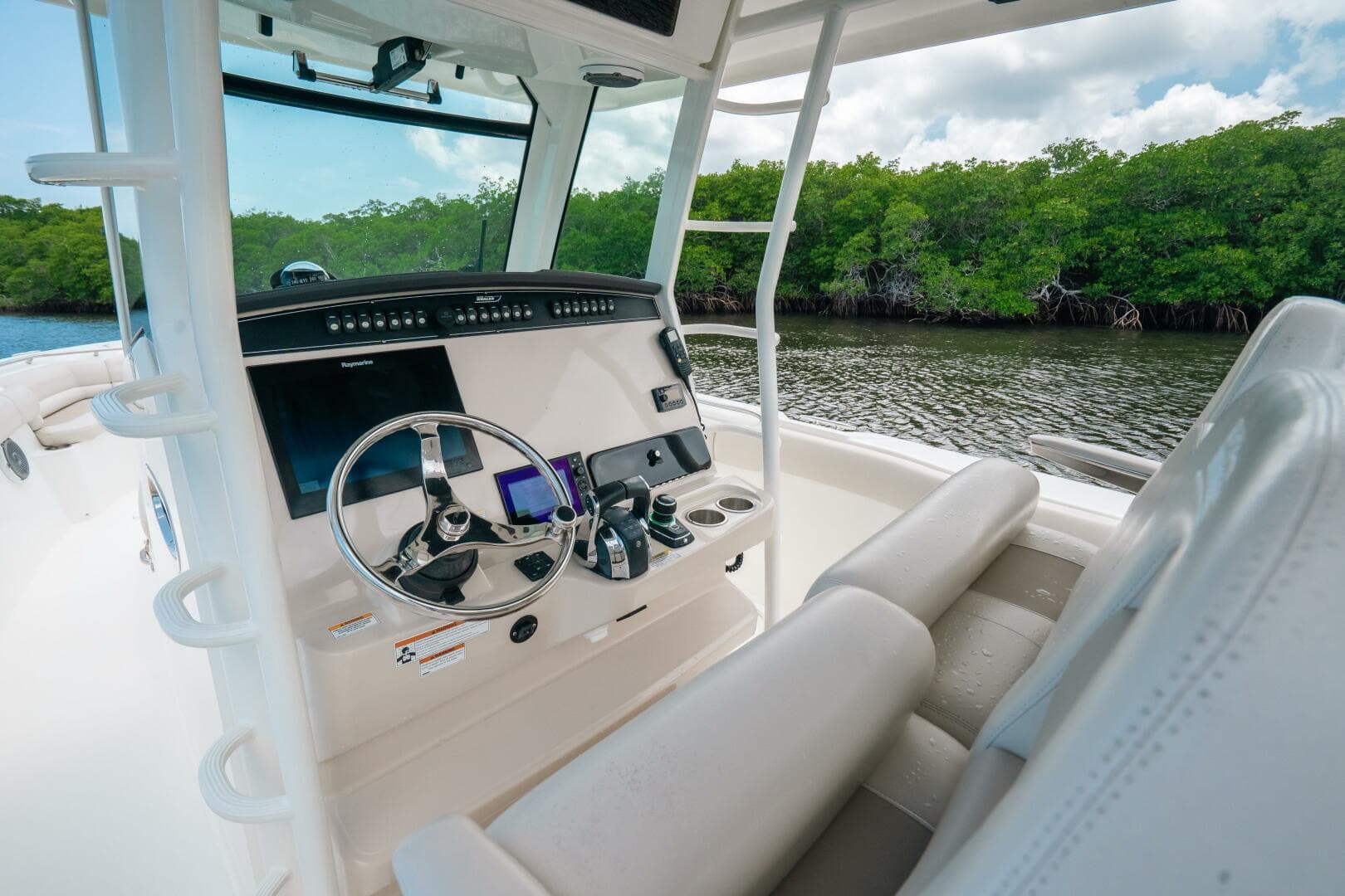 2019 Center Console 330 Outrage