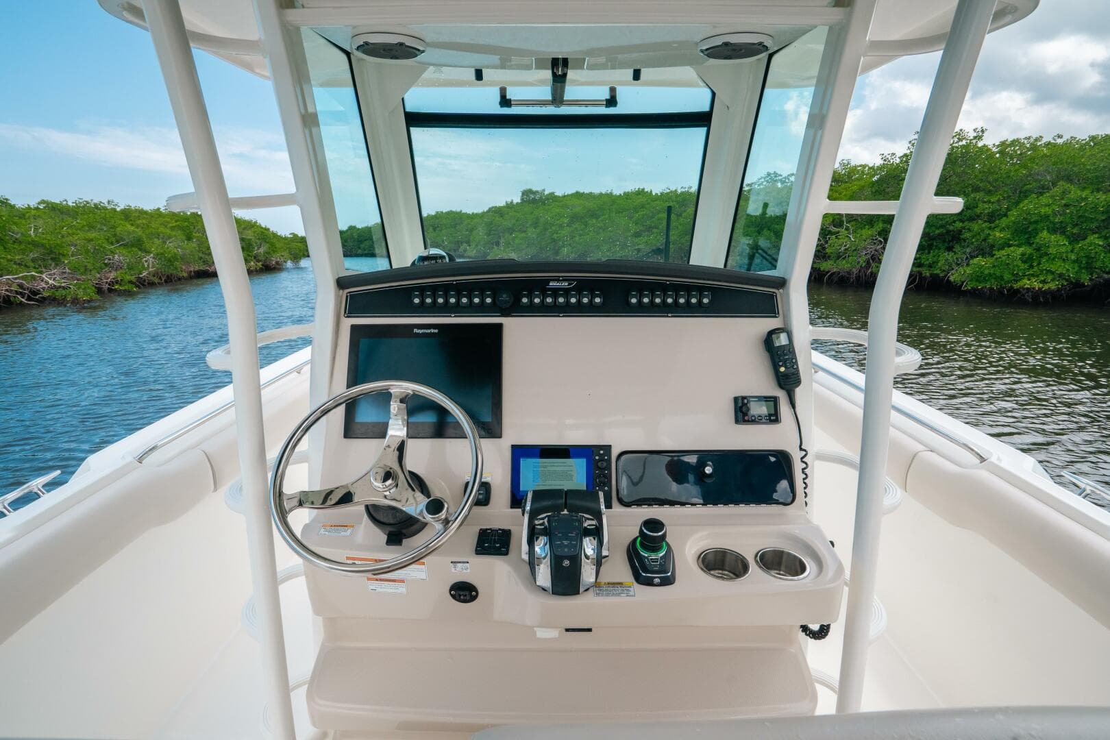 2019 Center Console 330 Outrage