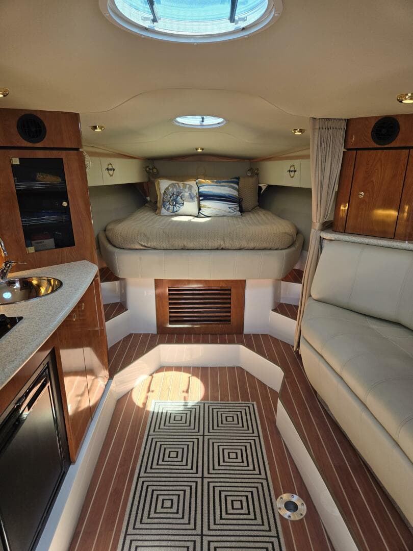 2007 Fountain 38 Express Cruiser