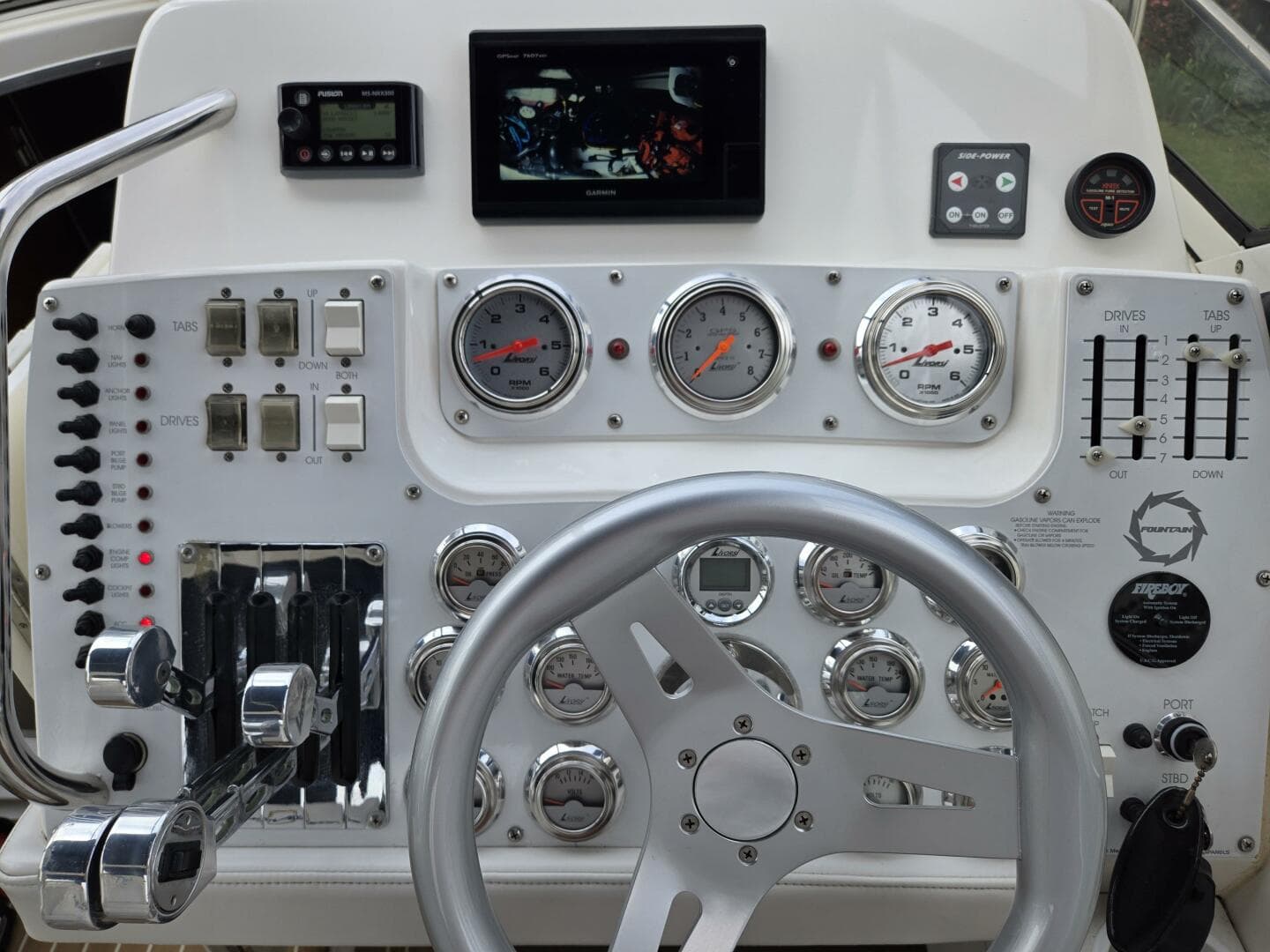 2007 Fountain 38 Express Cruiser