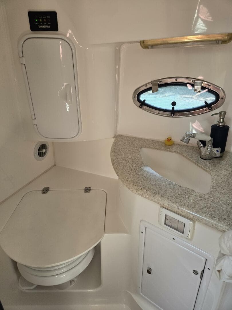 2007 Fountain 38 Express Cruiser