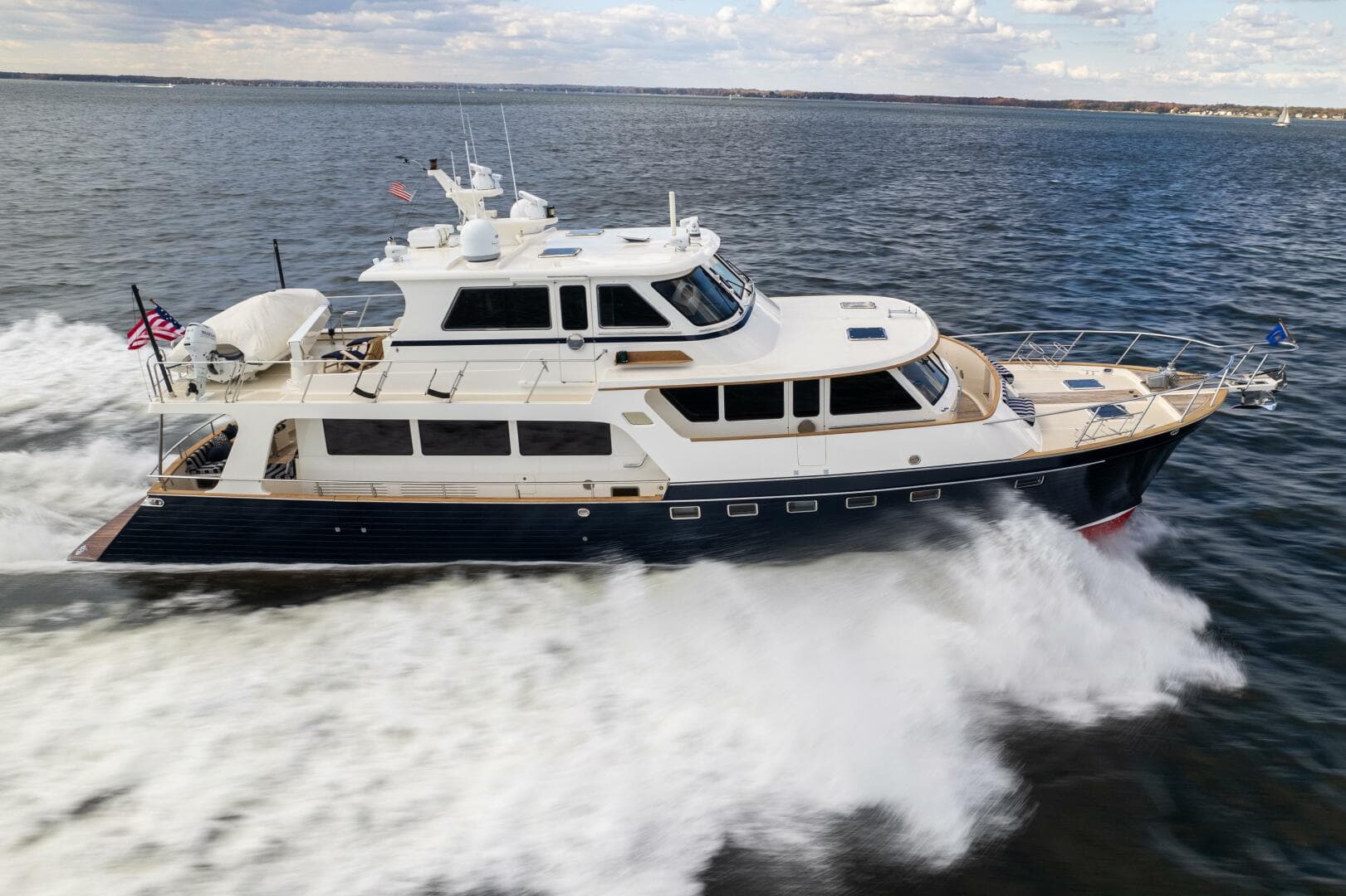 Marlow 72 GRIFFIN - Exterior