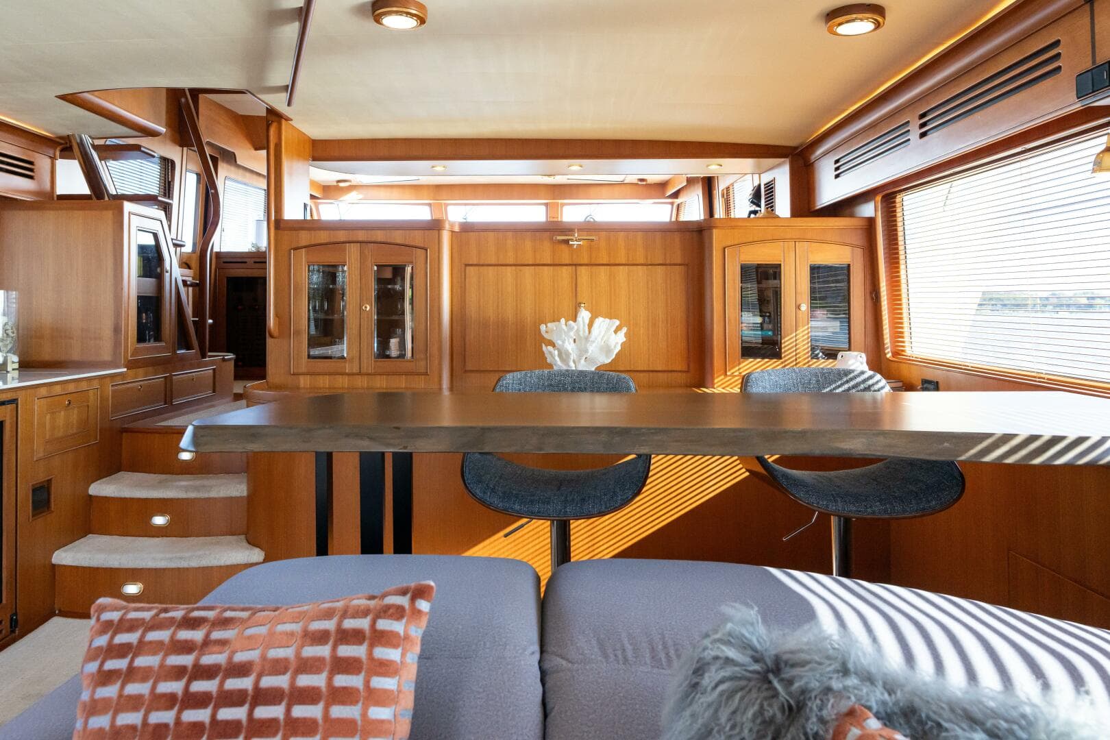 Marlow 72 GRIFFIN - Salon