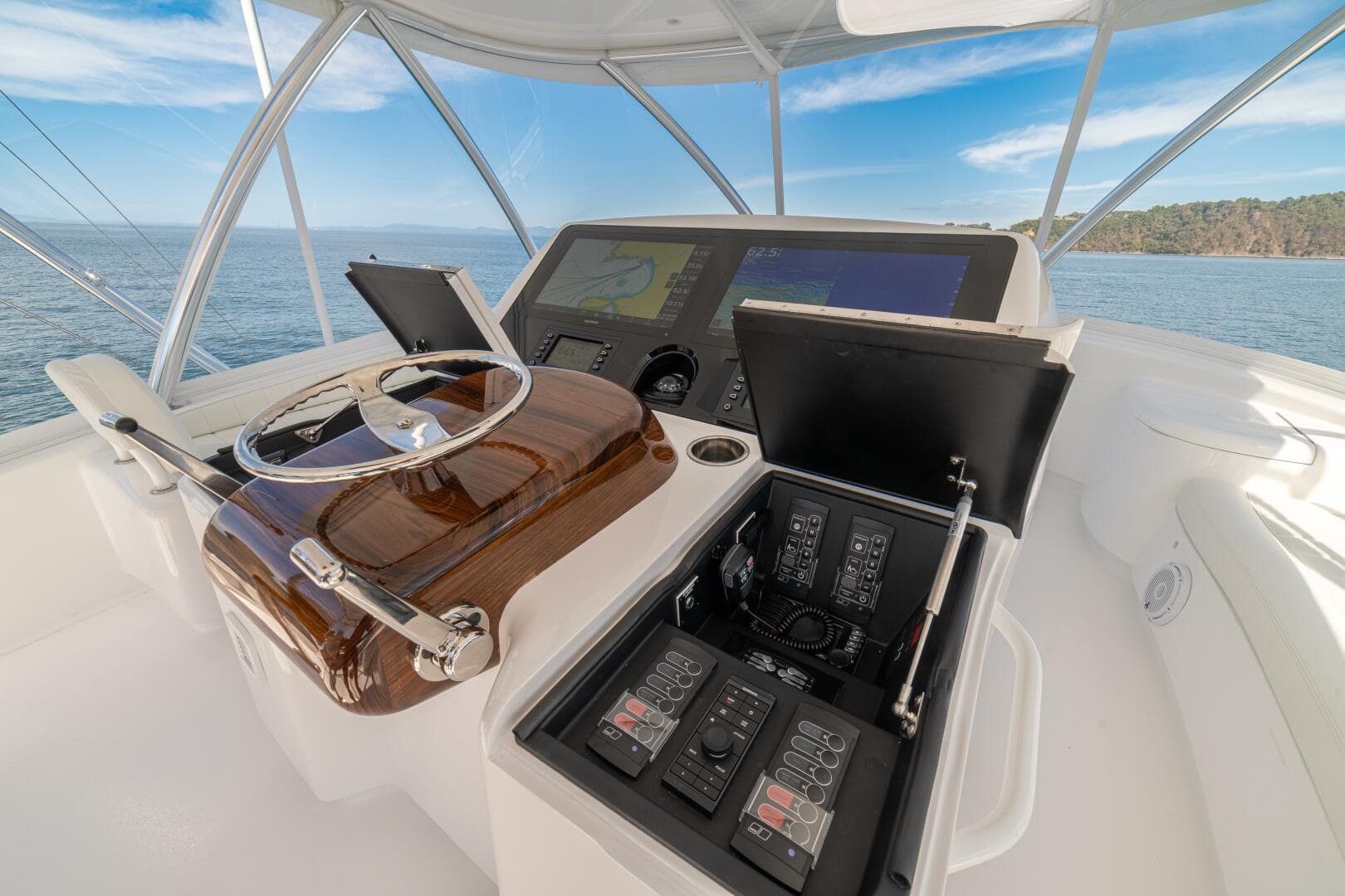 2025 Viking 58 Convertible GAME ON