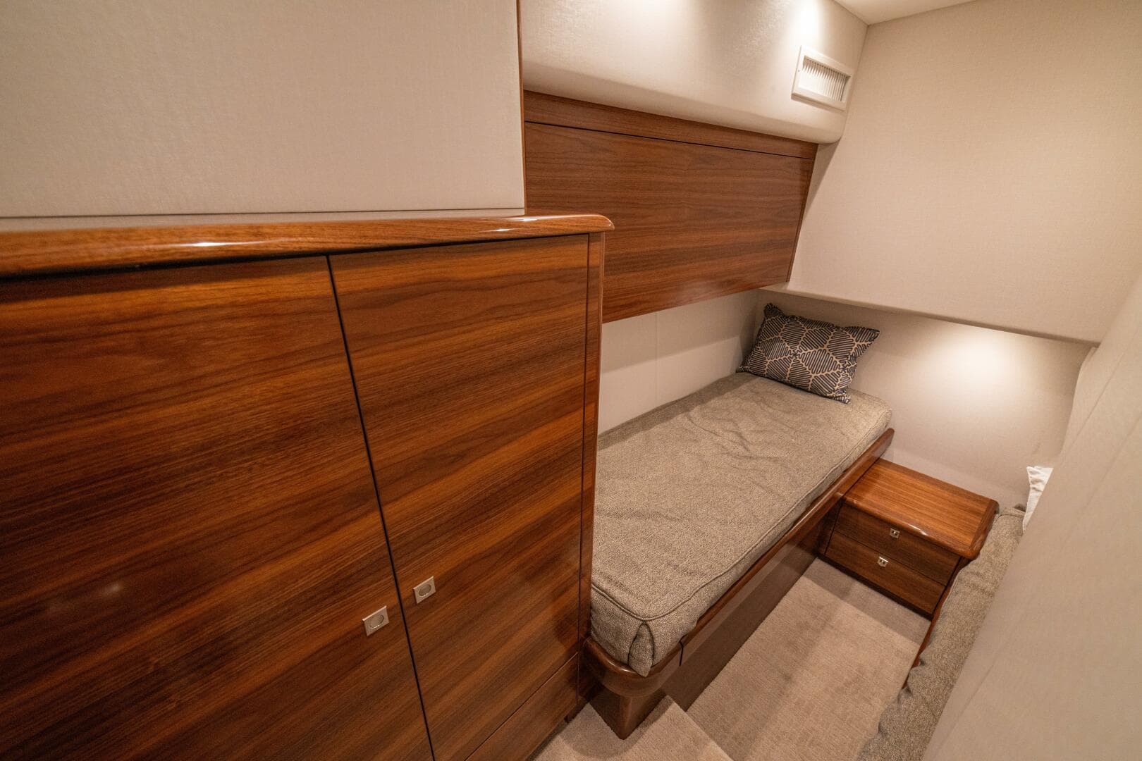 2025 Viking 58 Convertible GAME ON