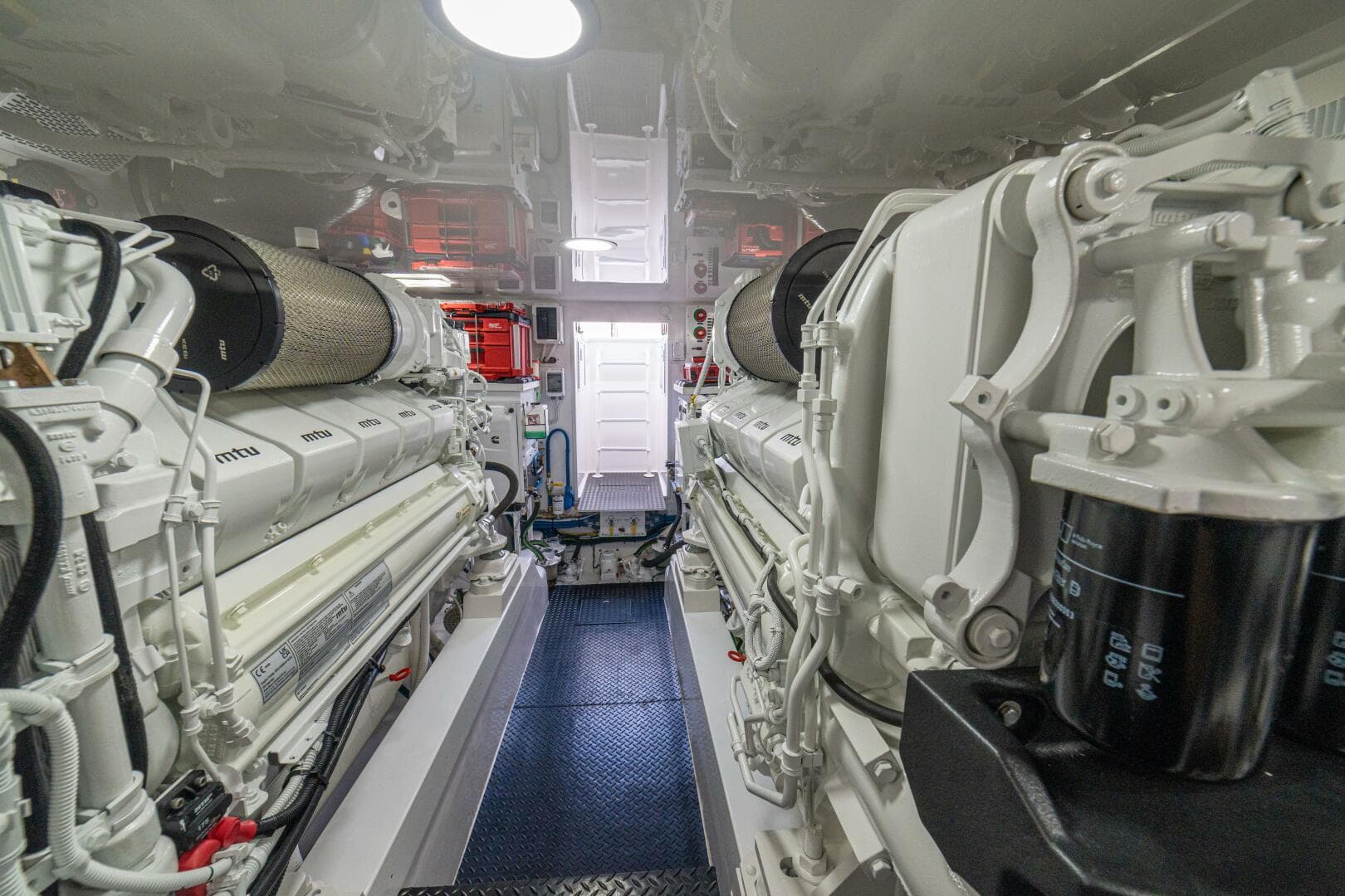 2025 Viking 58 Convertible GAME ON