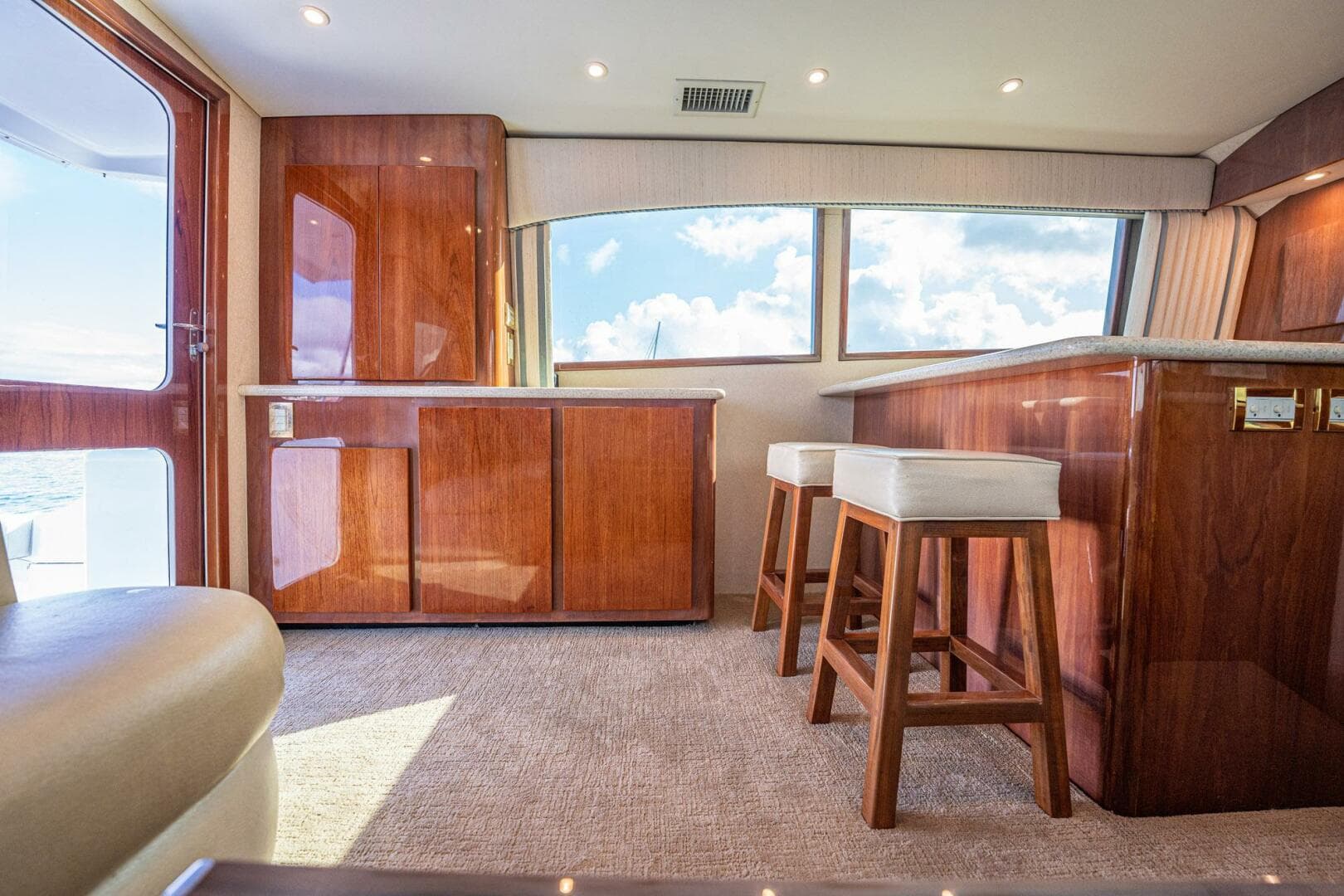 2007 Egg Harbor 43 Sport Fisherman