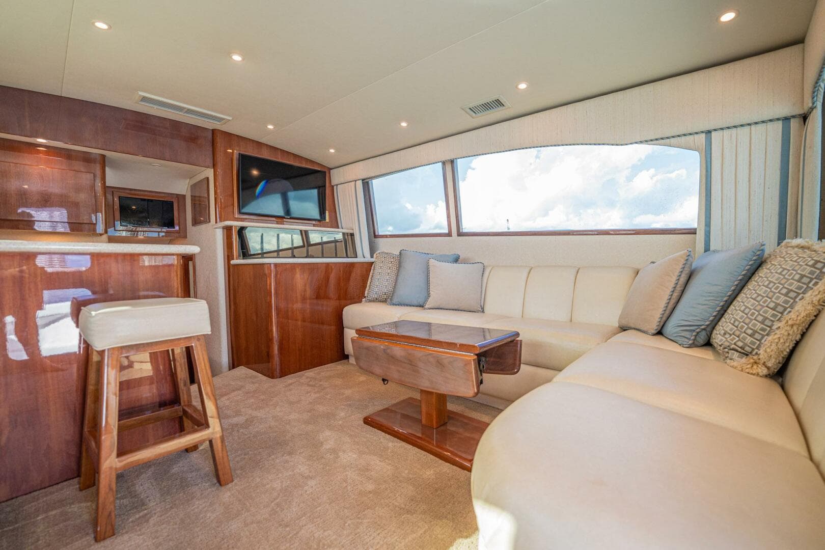 2007 Egg Harbor 43 Sport Fisherman