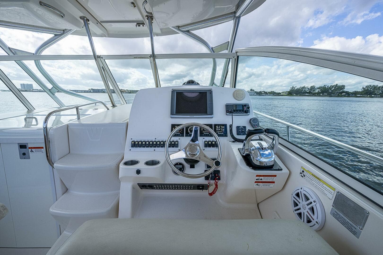 2013 Wellcraft 340 Coastal