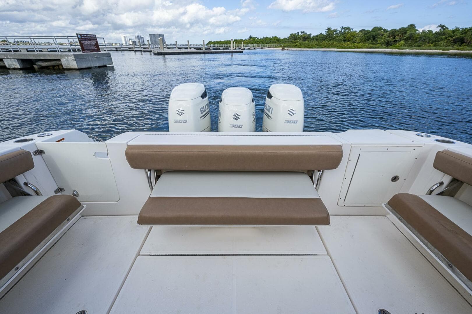 2013 Wellcraft 340 Coastal