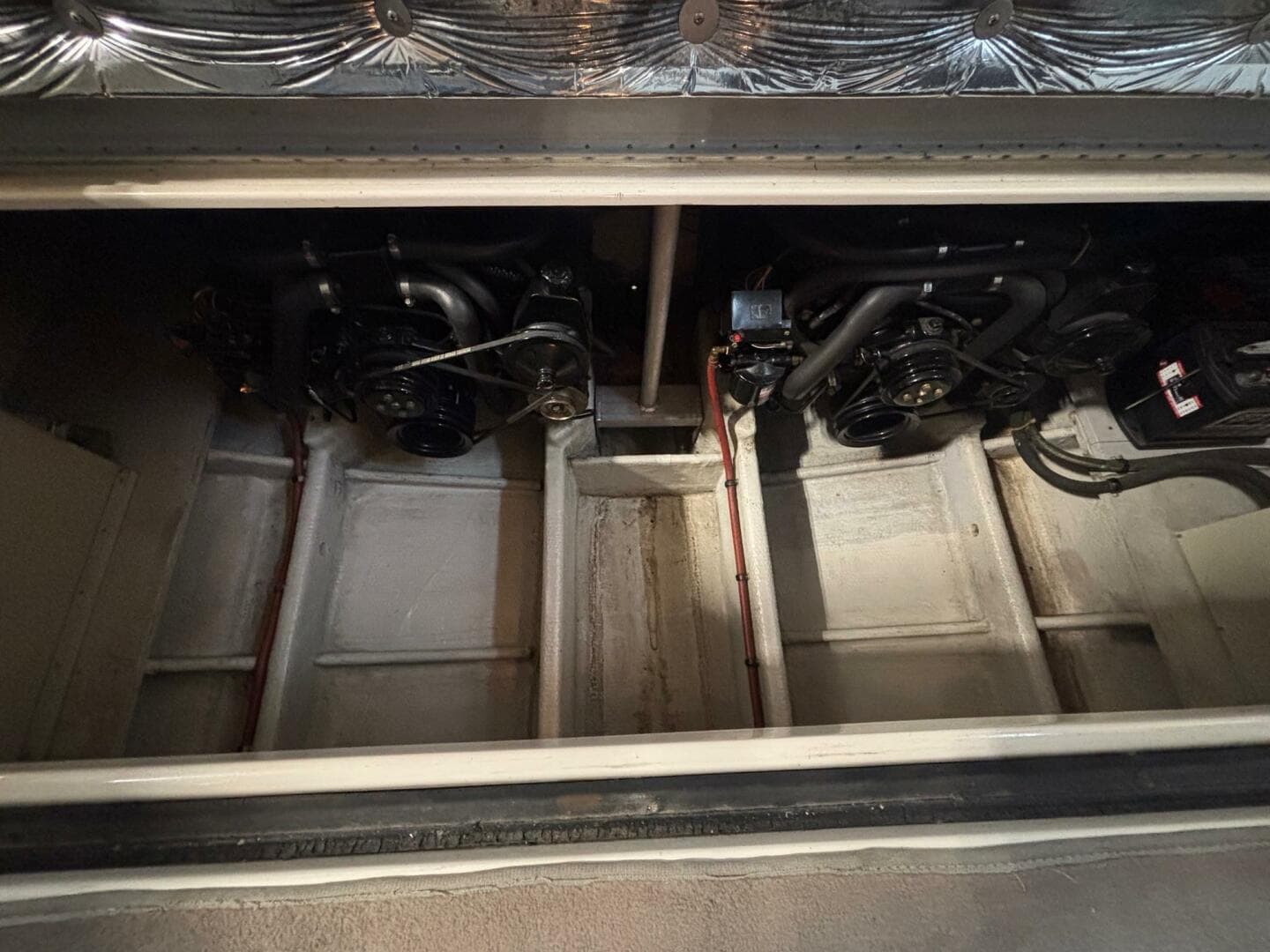 1988 Tiara Sport 310 SC