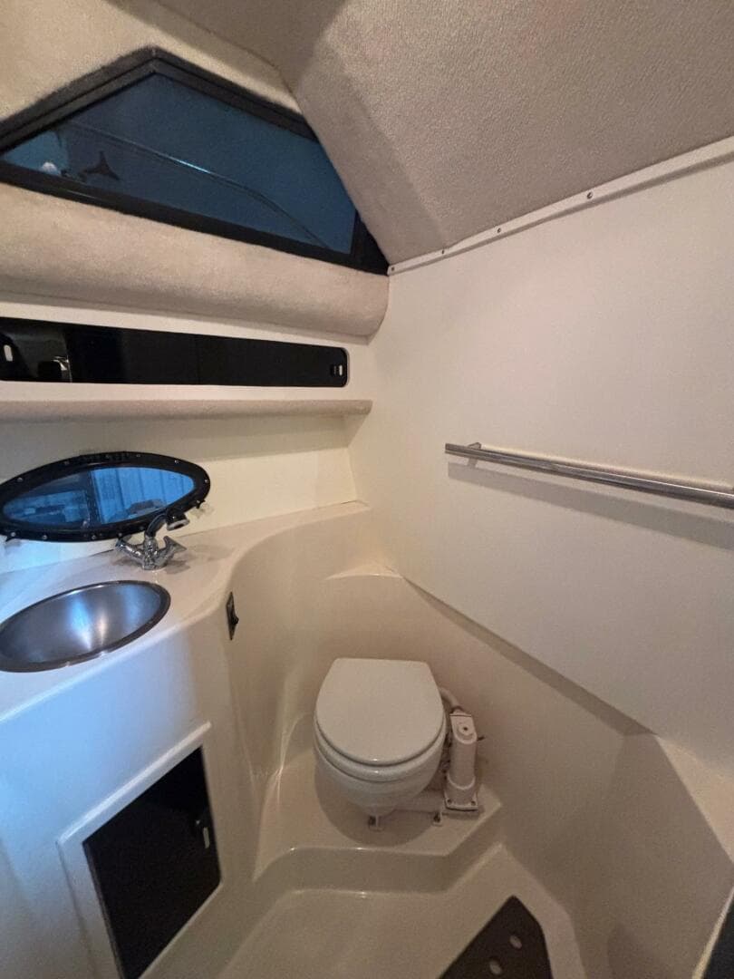 1988 Tiara Sport 310 SC