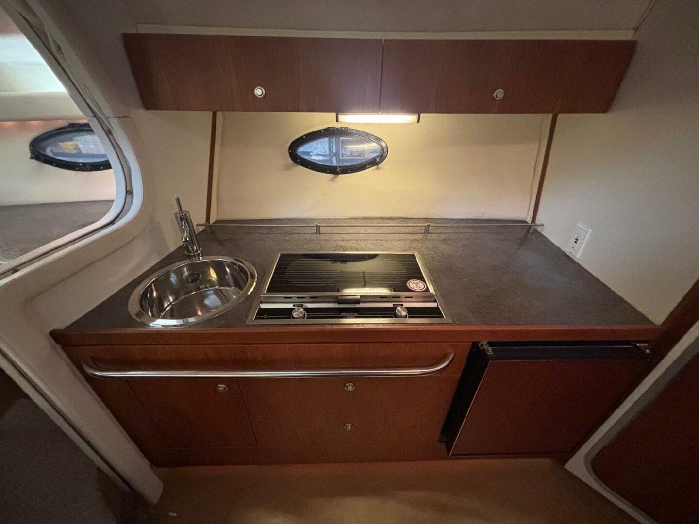 1988 Tiara Sport 310 SC