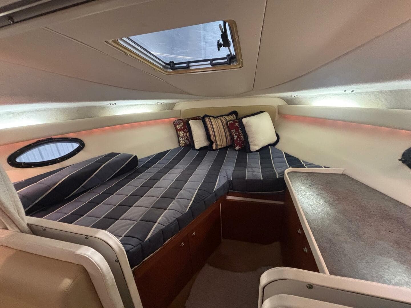 1988 Tiara Sport 310 SC