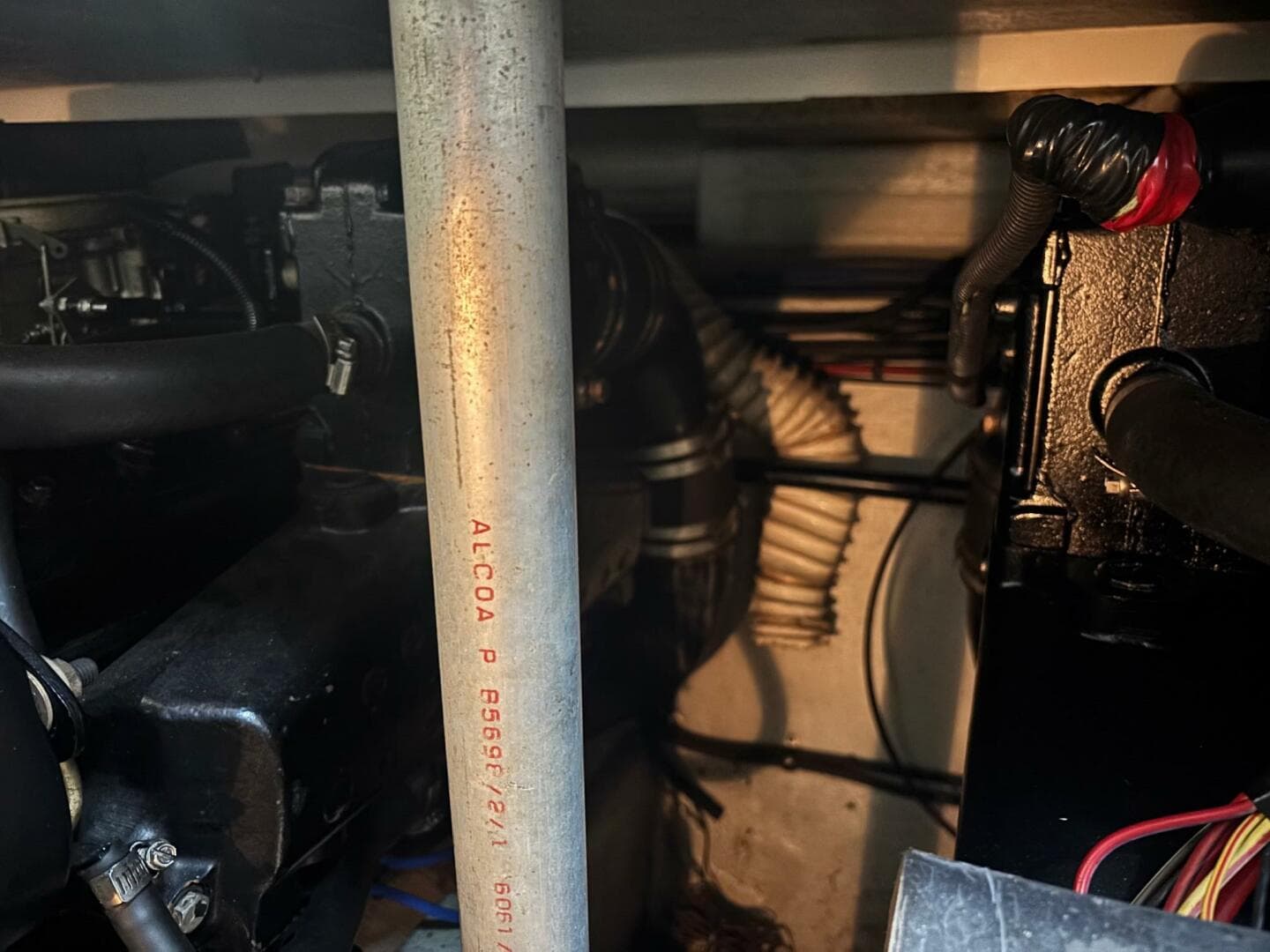 1988 Tiara Sport 310 SC