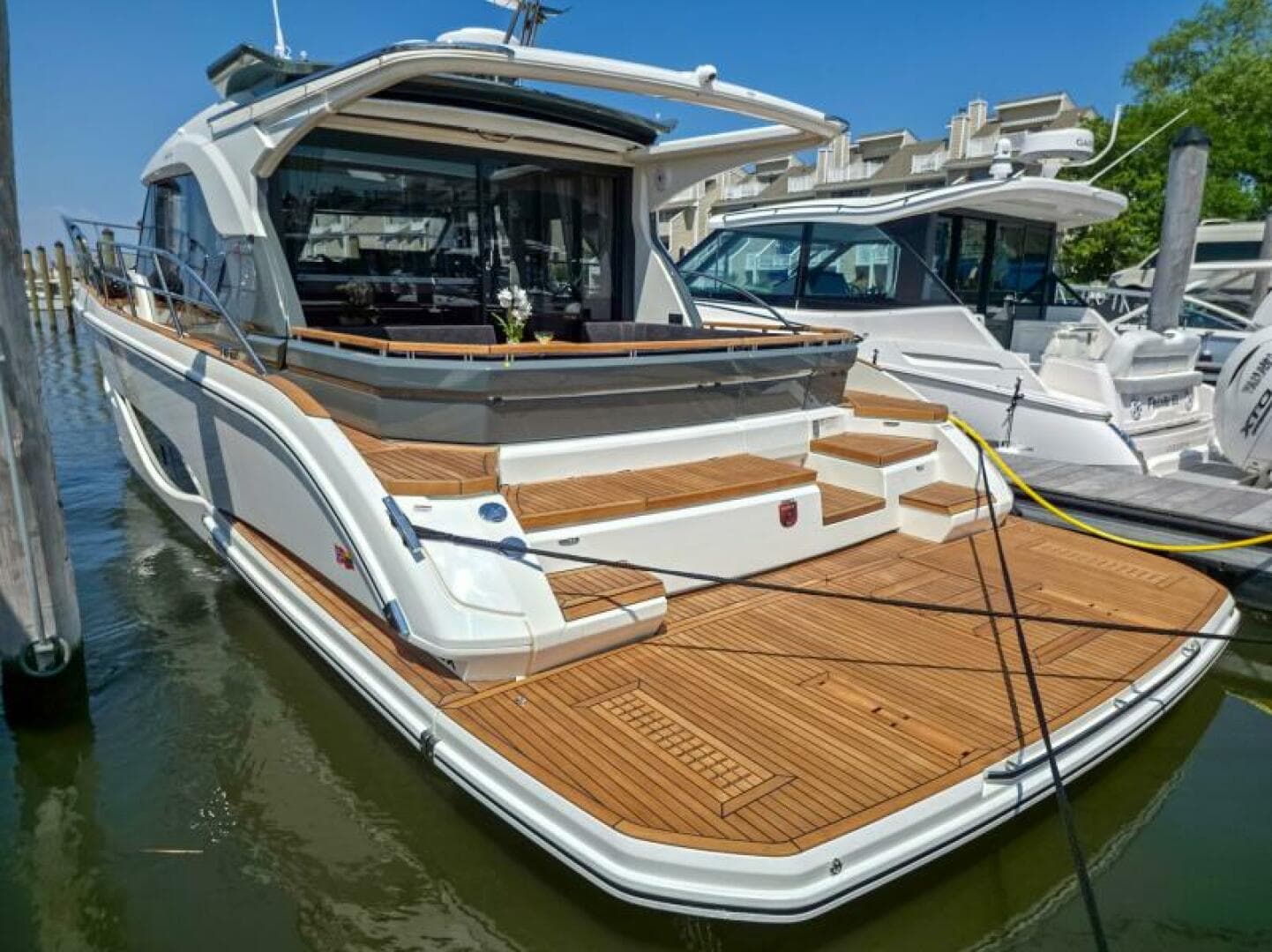 2026 Marex 440 Gourmet Cruiser