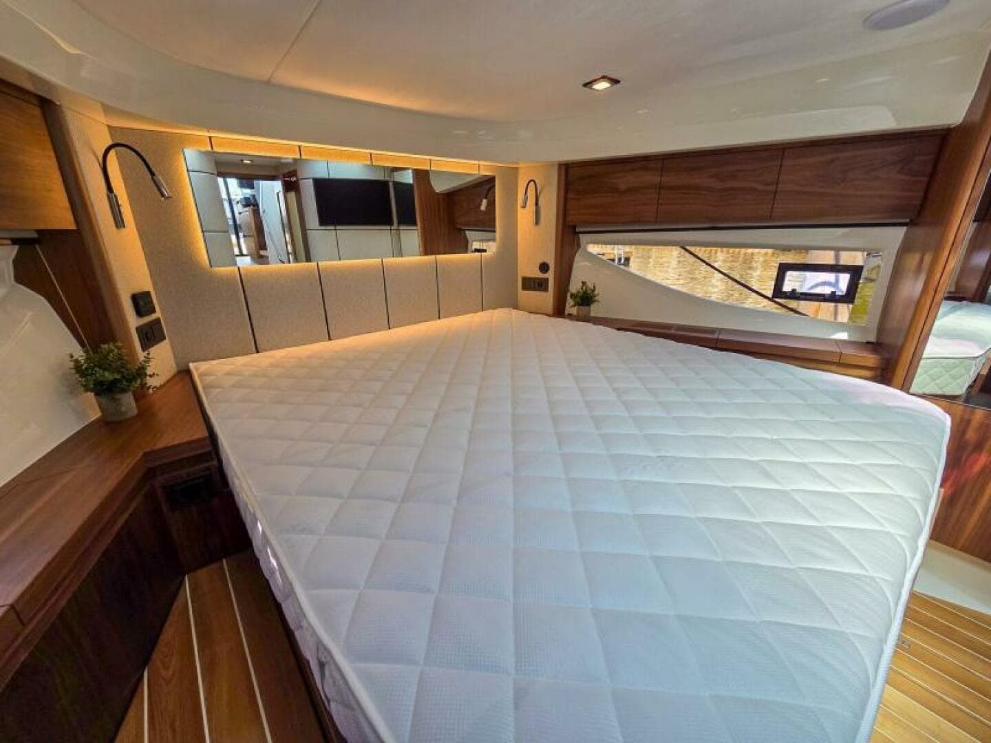 2026 Marex 440 Gourmet Cruiser