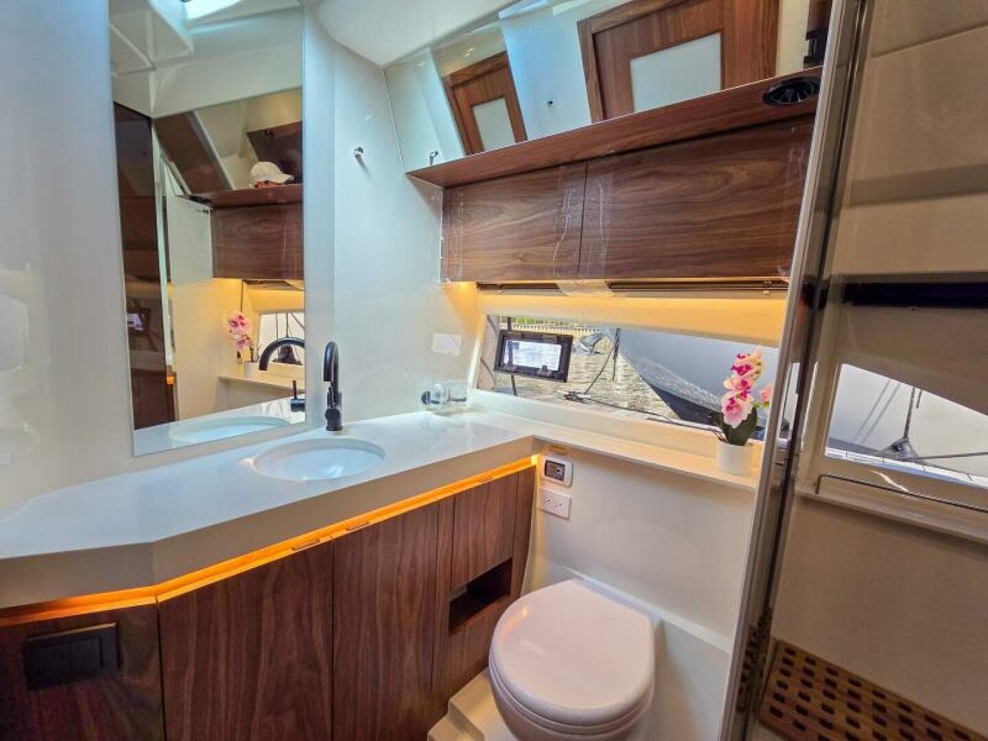 2026 Marex 440 Gourmet Cruiser