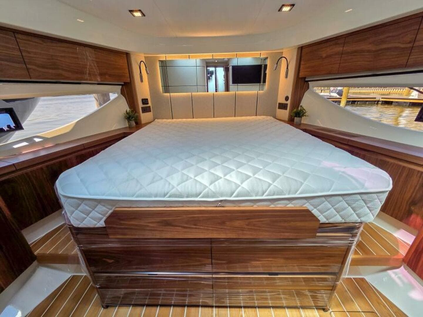 2026 Marex 440 Gourmet Cruiser