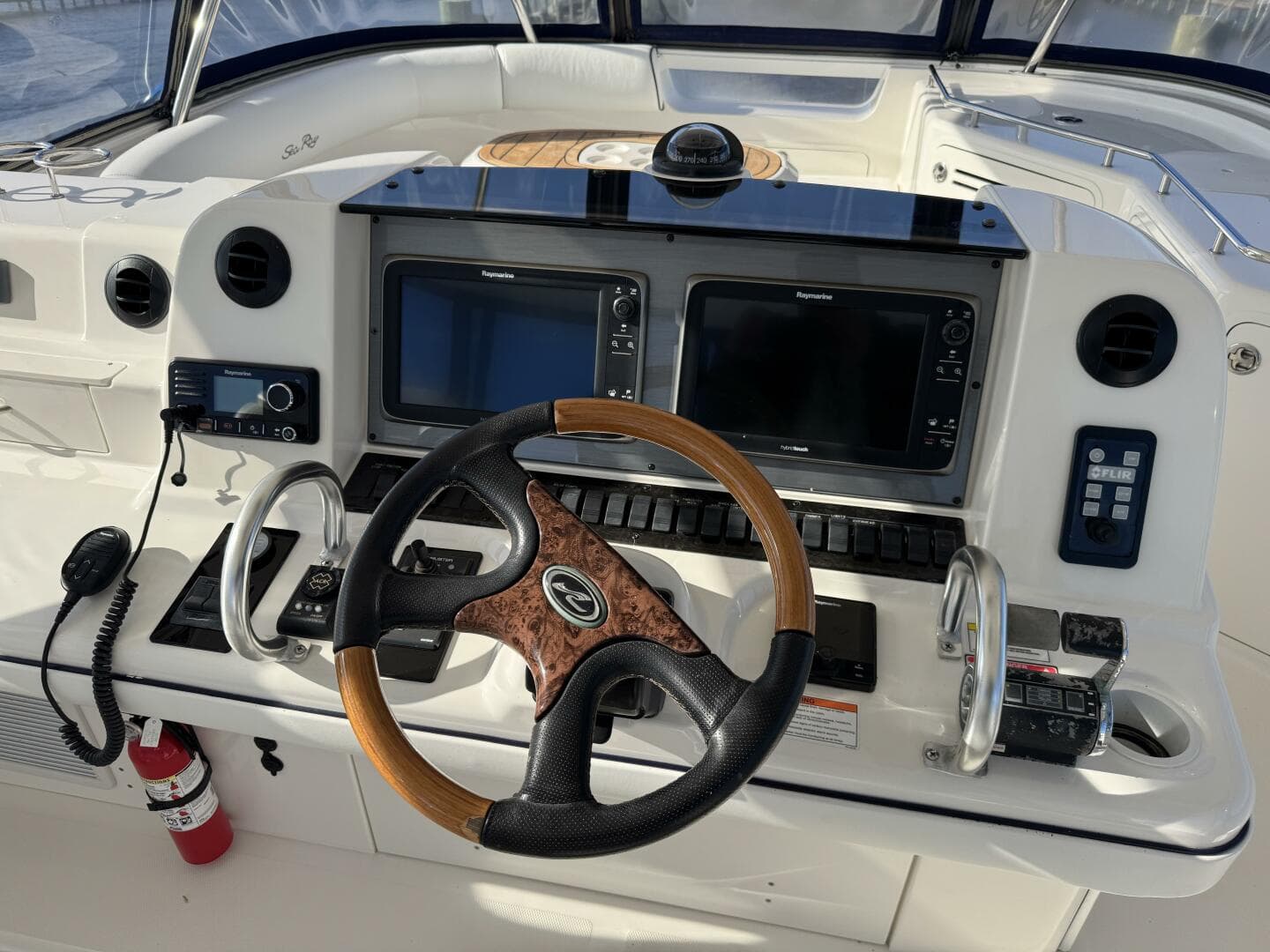 2007 Sea Ray 58 Sedan Bridge