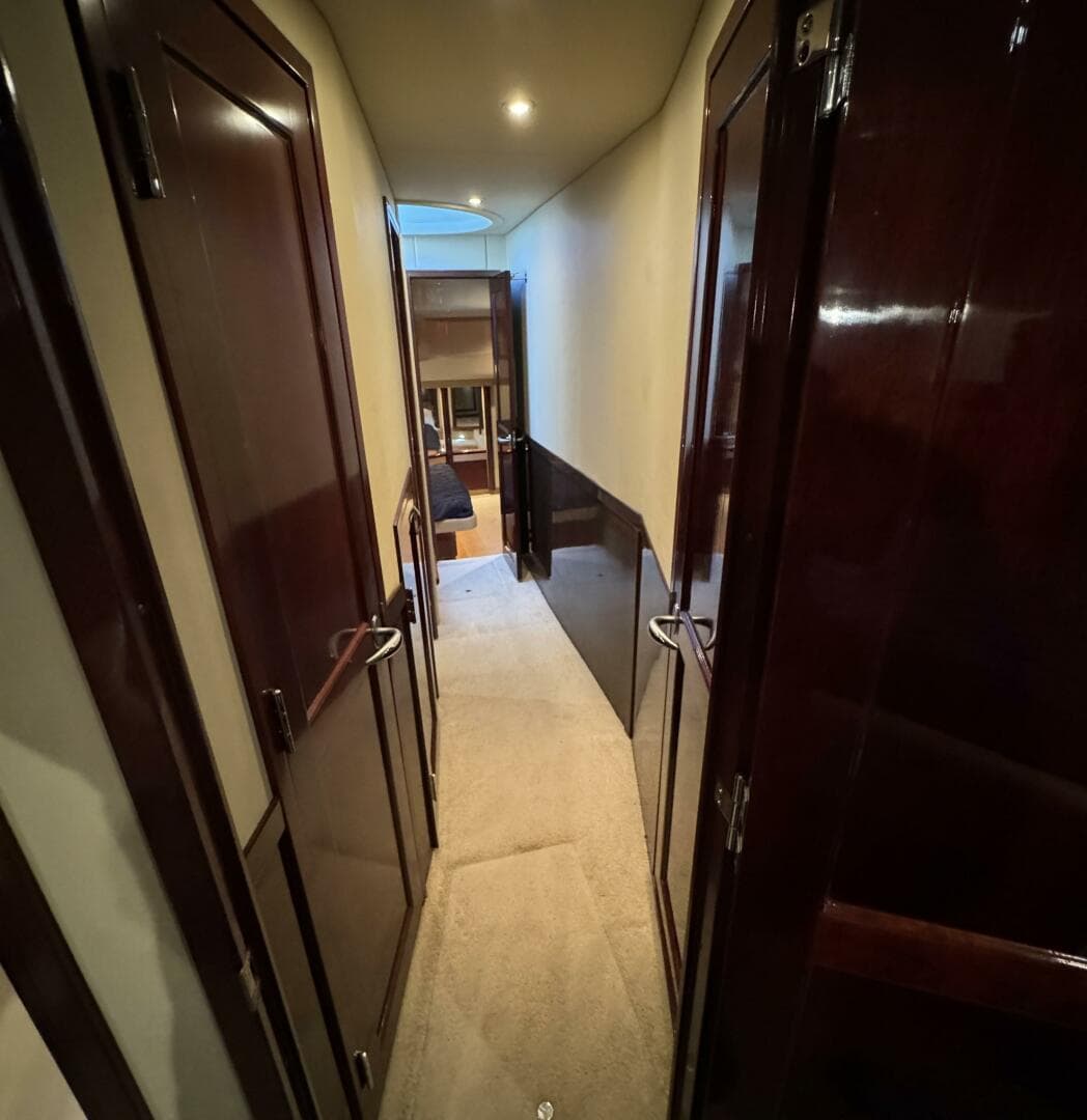 2007 Sea Ray 58 Sedan Bridge