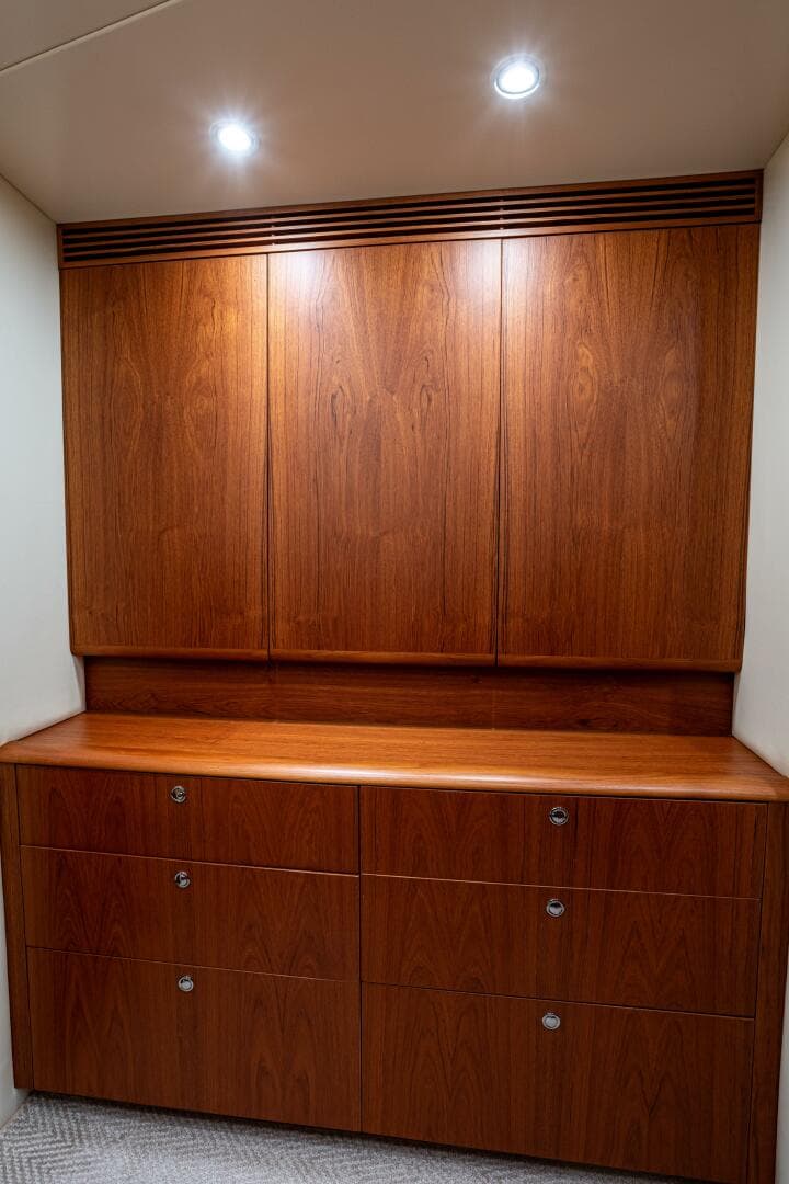 2007 Merritt 72 Sportfish Convertible